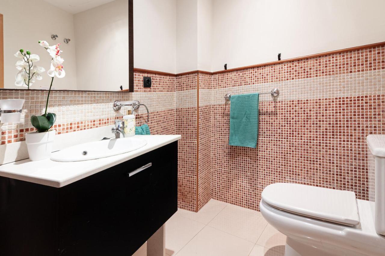 Sea & Wave Carreteria Apartment مالقة المظهر الخارجي الصورة